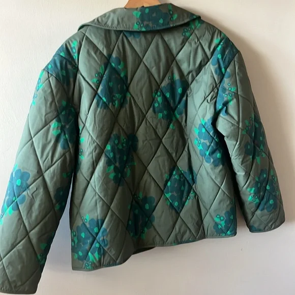 Tiny Cottons, The Tiny Big Sister, Flowers Quilted Coat.
Size 36 - Picture 4 of 5